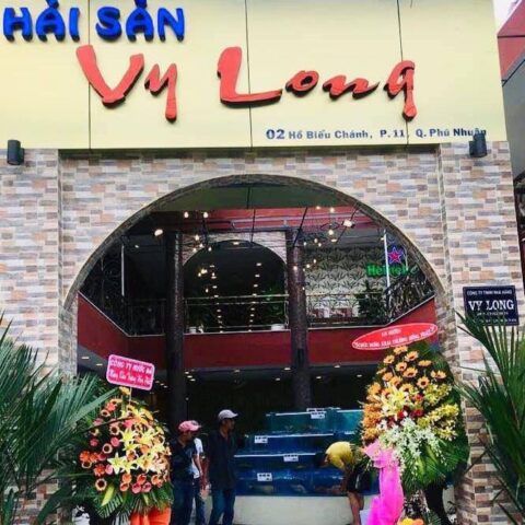 Lắp đặt hệ thống xử lý khói bếp nhà hàng hải sản Vy Long